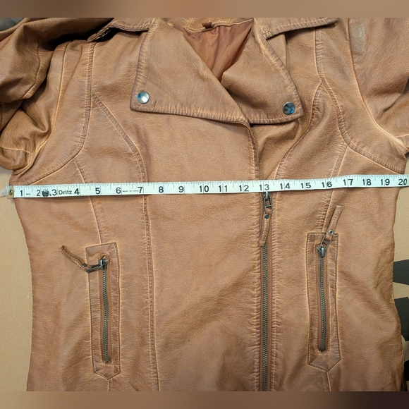 Tan Jacket - Picture 6 of 8